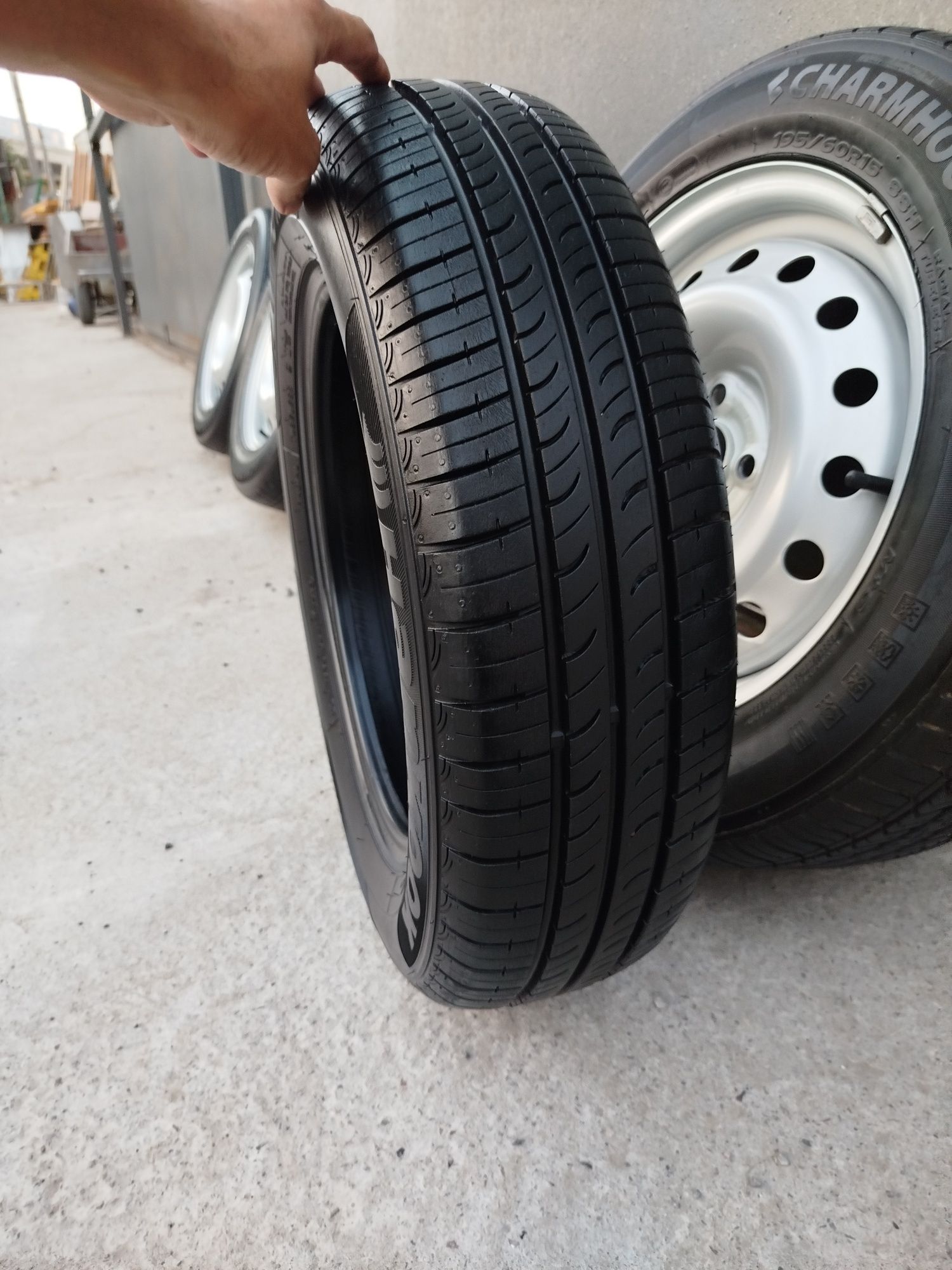 Спарк запаскадан ечилган балон 155.70 R14