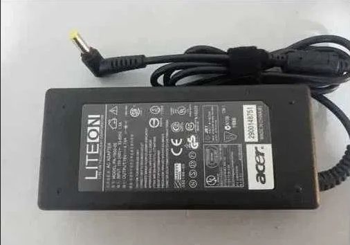 от ноутбука ACER, зарядное устройство, зарядка, блок питания.