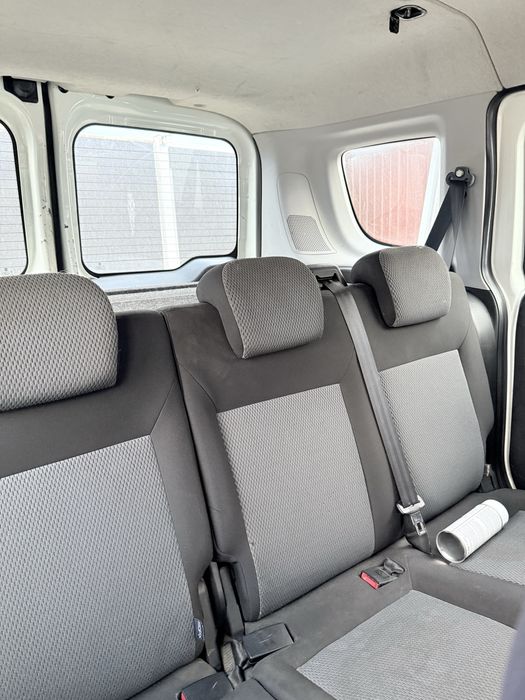 Se vinde Fiat Doblo 2010