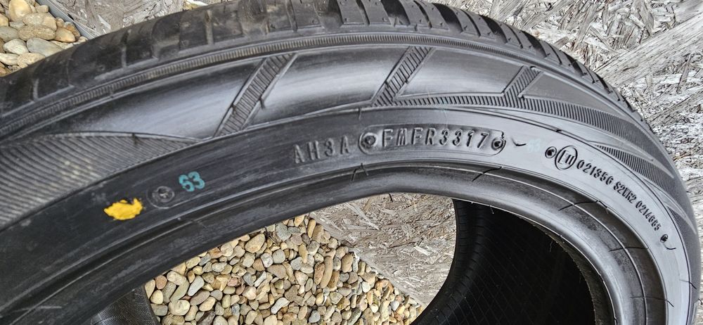 Anvelope Falken EuroWinter HS01 
255/40 R18 99V M+S