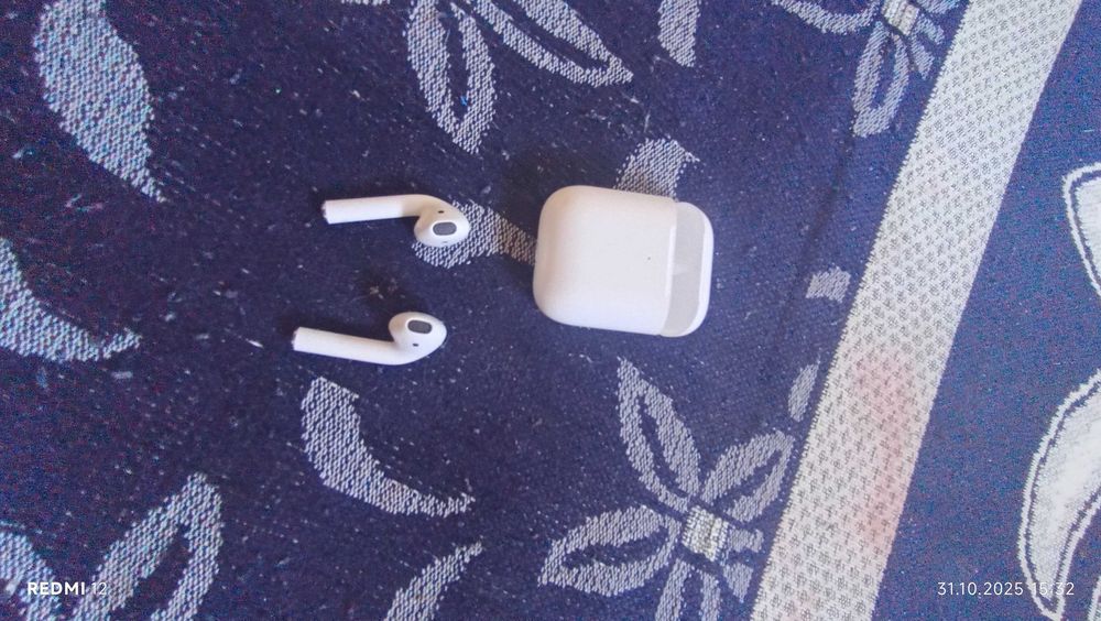 Airpods 2 наушник