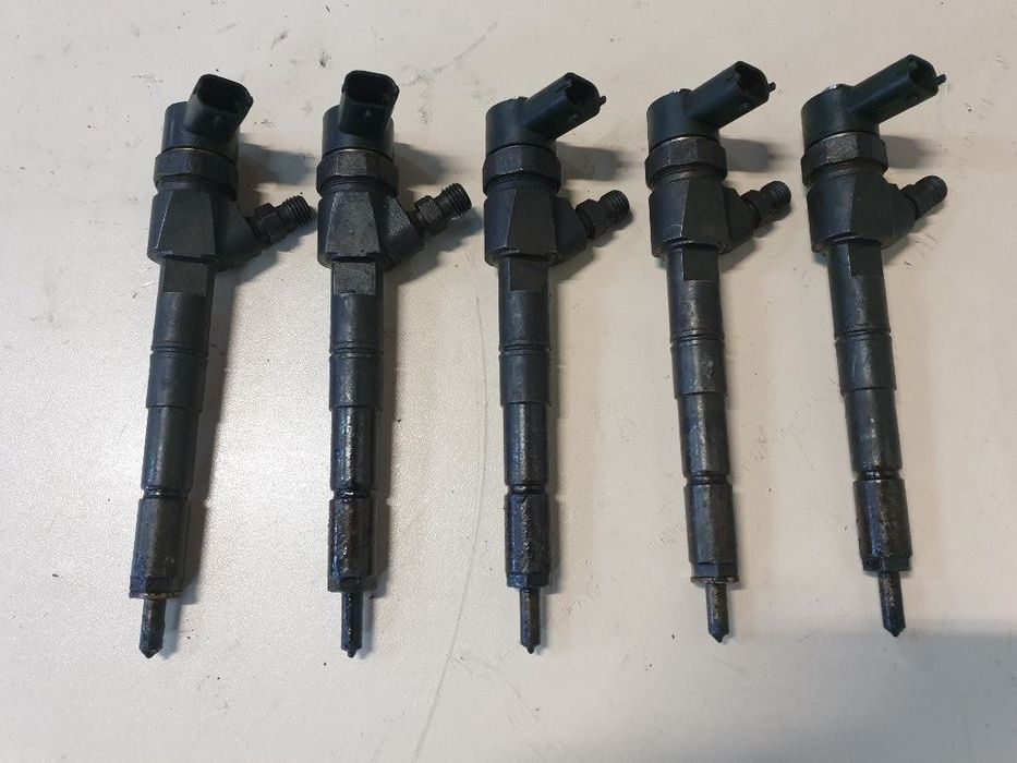 Injector  ALFA ROMEO 156 932_ 1997 - 2005 1.9 JTD 937 A4.000 BOSCH  0445110111