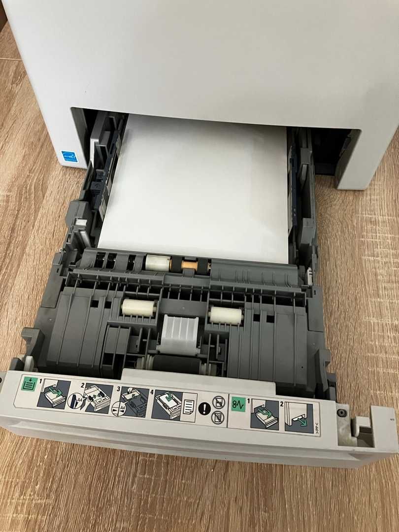 Лазерный цветной принтер Epson AcuLaser 2800N