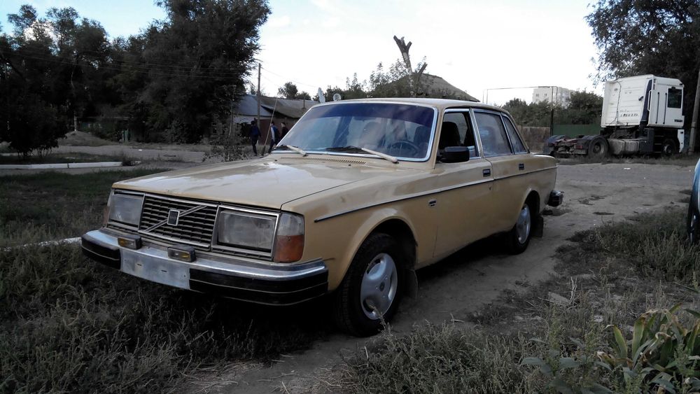 вольво 240 модель.Volvo-244 год выпуска 1980