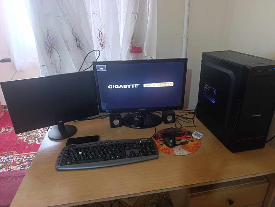 Kampyuter damashni srochna sotiladi