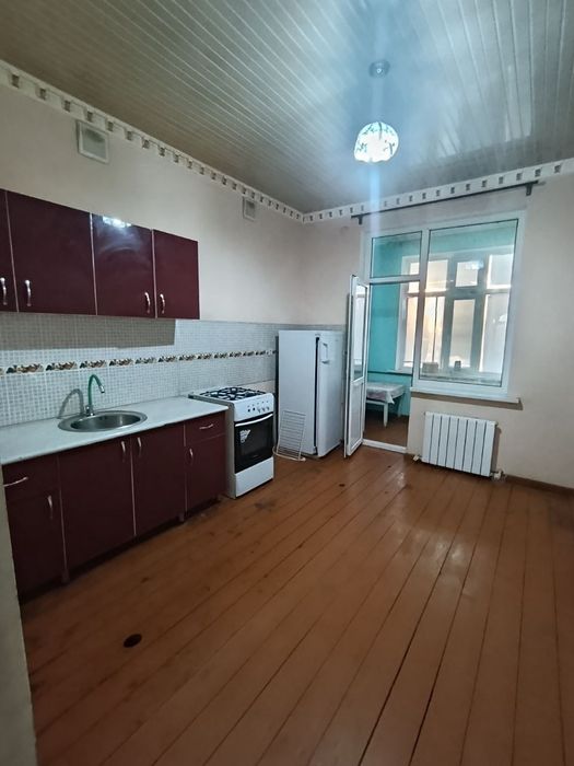 Nukus/Nokis Aeroport qarama-qarsisinda Panayev qizil domda 3 xanali kv