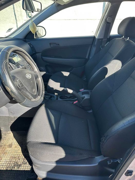 HYUNDAI i30 2009, 1.4 benzină 105 CP - UN SINGUR PROPRIETAR
