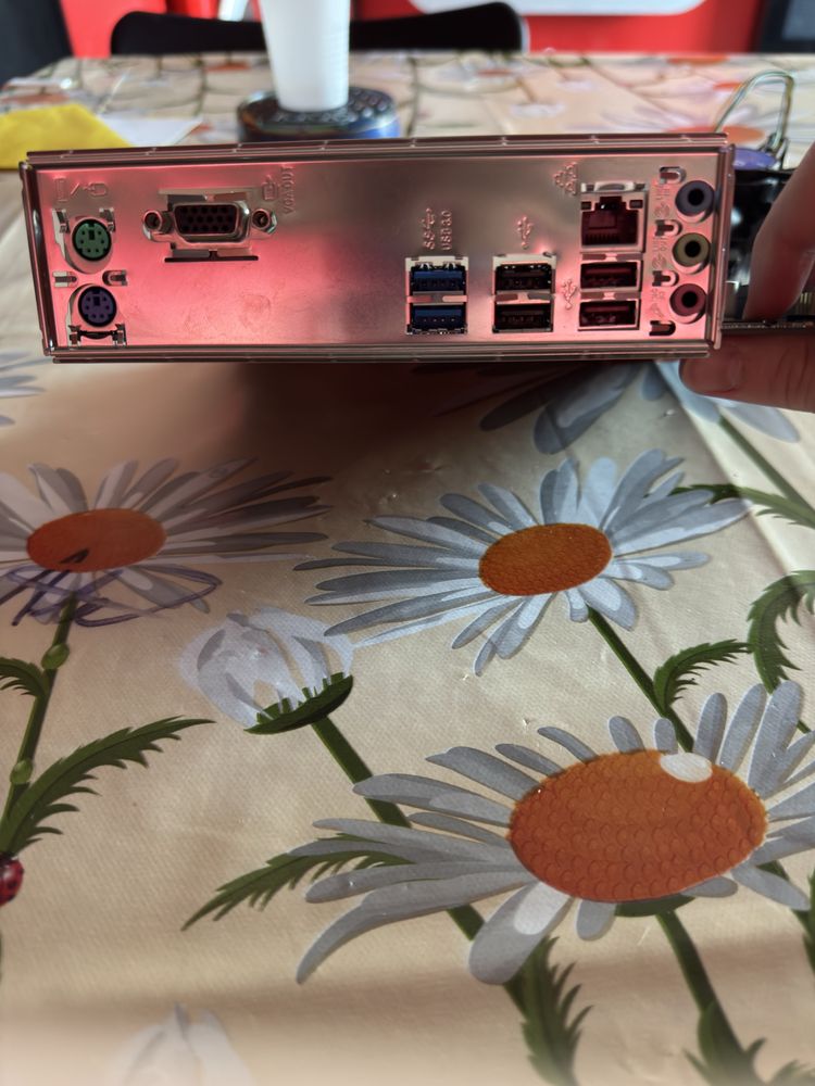Intel i5 7400 и asus h110m-cs