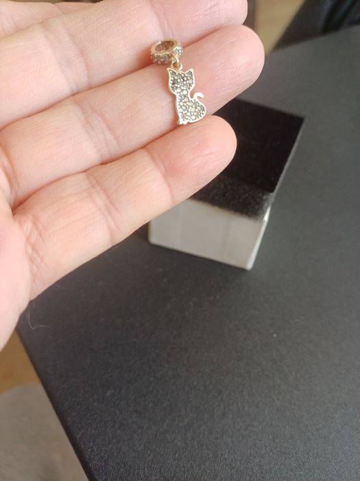 Charm de aur galben de 14k
