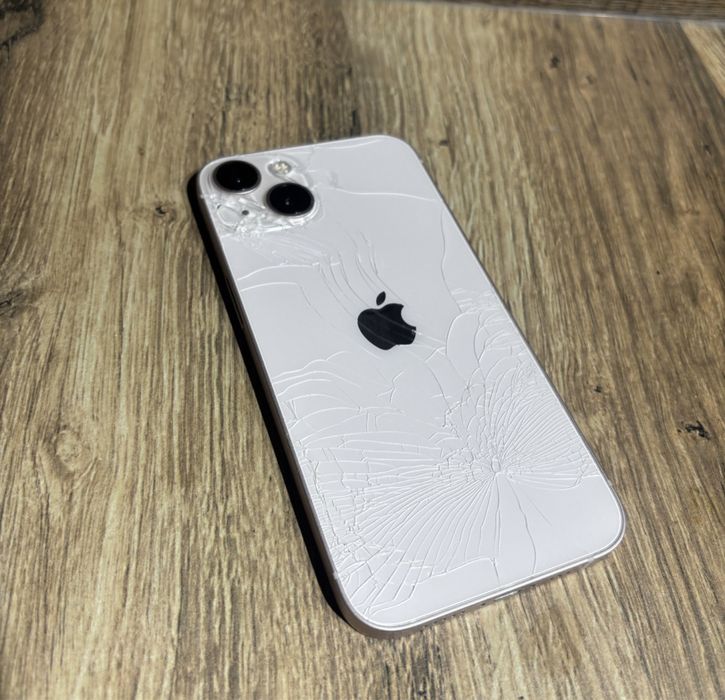 Продам IPhone 13 128гб