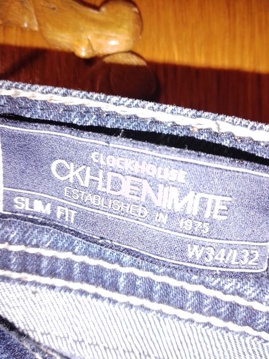 blugi elastici pentru barbati