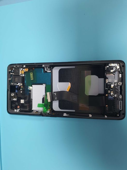 Display-uri pentru telefoane Samsung – Montaj GRATUIT!