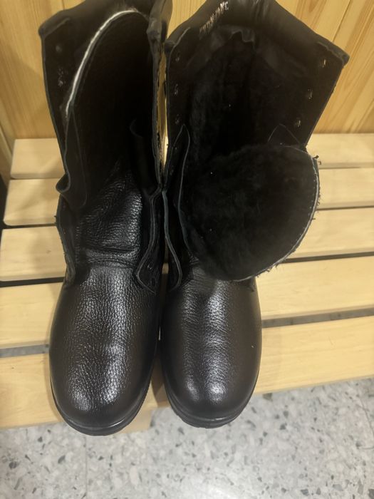 Продам берцы зимний 44 размер