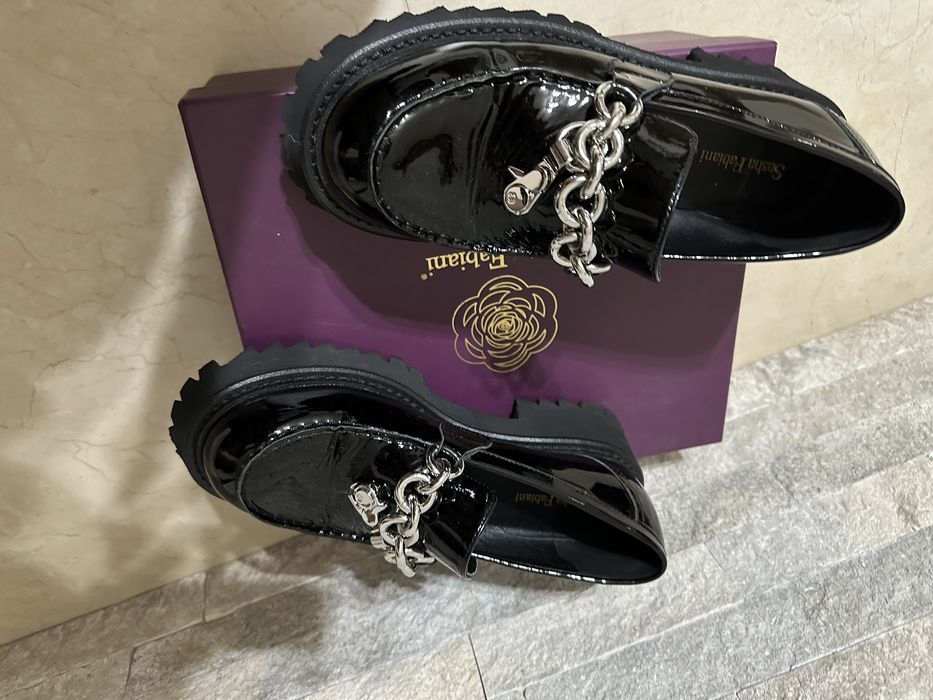 Mocasini piele lacuita