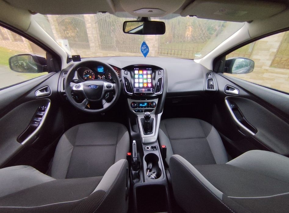 Ford Focus 1.6 benzină, 2011,clima, senzori