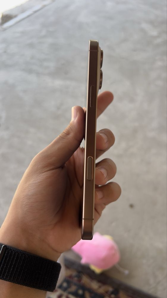 iphone 16 pro max 256 CH/A desert titanium