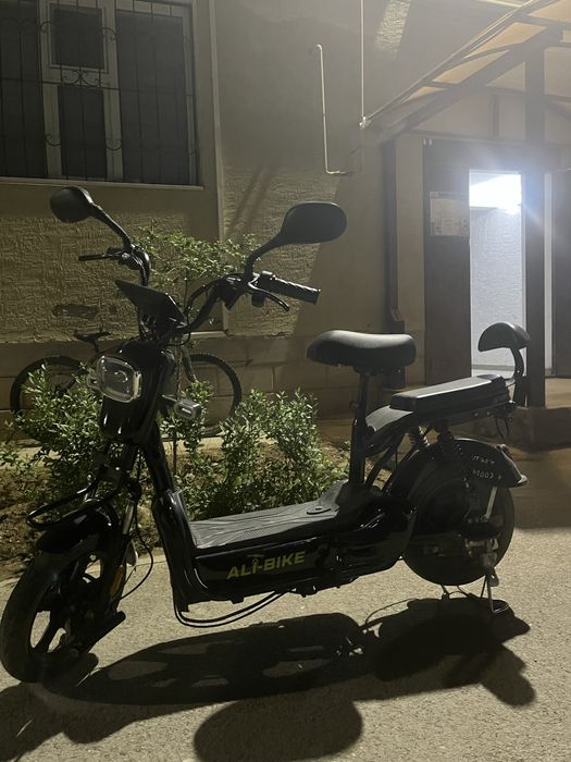 скутер электронный