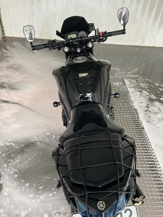 Yamaha fz1.                              .