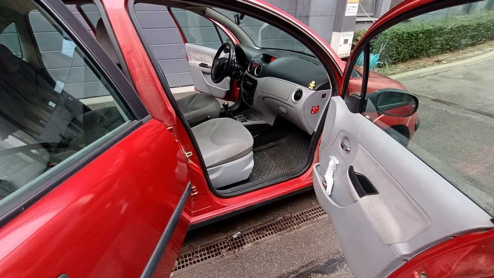 Citroen C3 1.4i, 73 к.с. 2006г. 119600 км. от първи собственик!