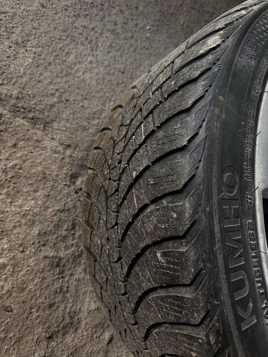 Джанти за мерцедес 18ки с гуми KUMHO 245/40 R18
