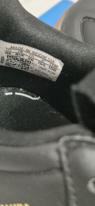 Adidasi originali, mărimea 26