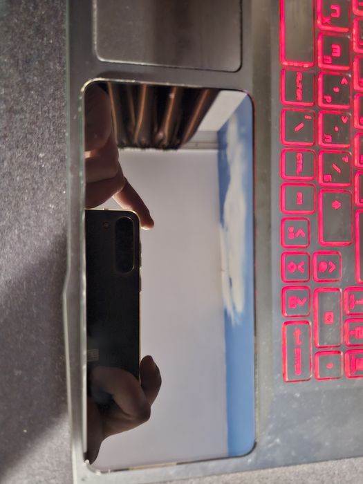 Продавам Samsung Galaxy S21+ 256GB