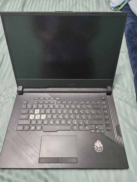 Продам ноутбук срочно