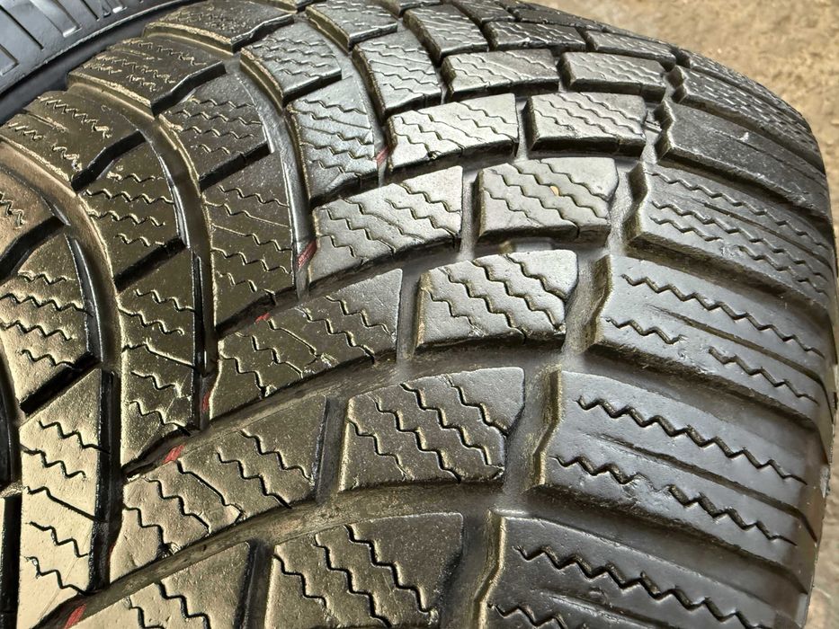 2x Anvelope Iarna 225/55 R17 runflat - Bridgestone Blizzak LM005 Drive