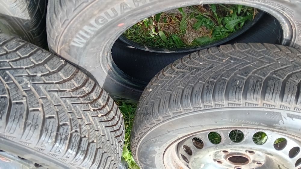 Cauciucuri de iarnă 195 65 15