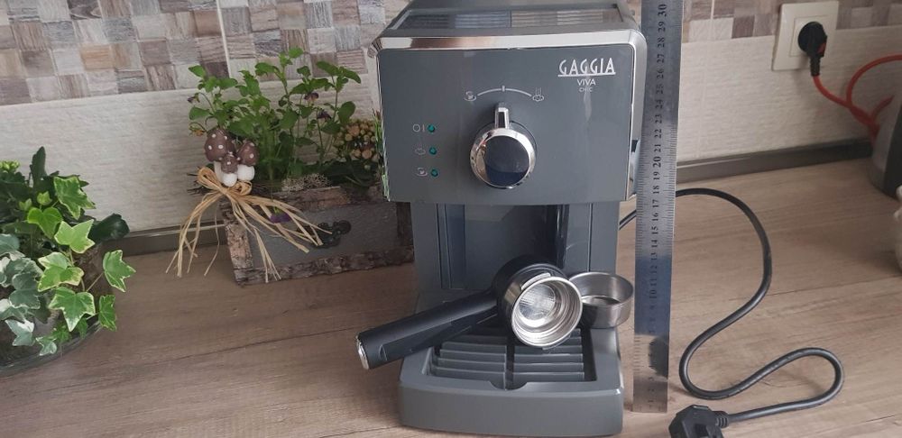 Gaggia Viva Chic ръчна еспресо машина,сива,1025 W