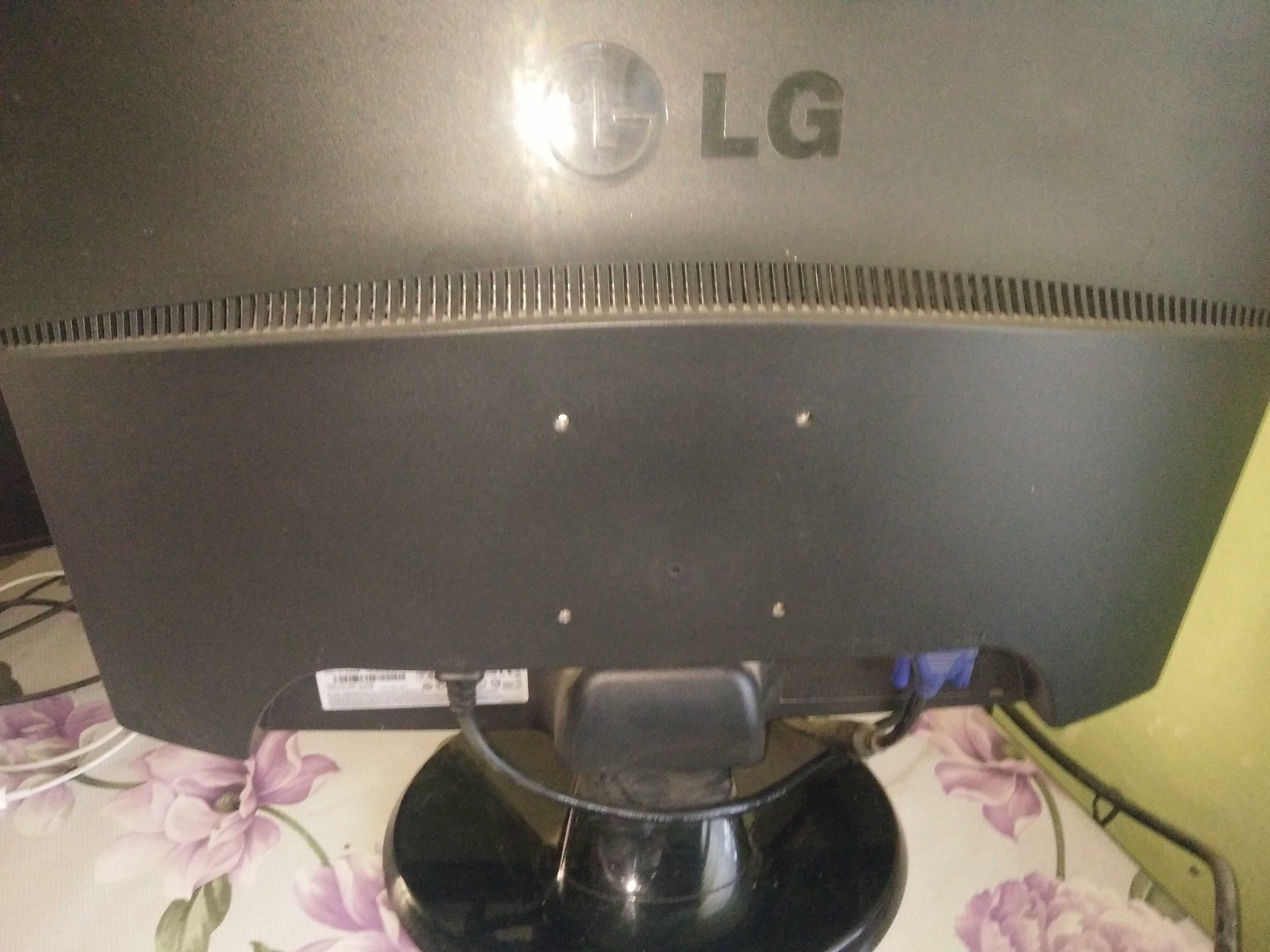 Monitor  LG flatron W1943ss
