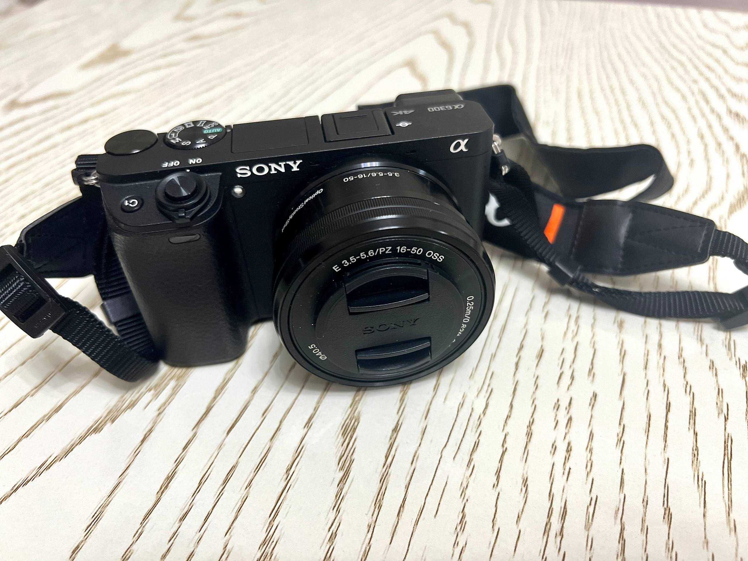 Фотокамера Sony a6300, состояние идеальное