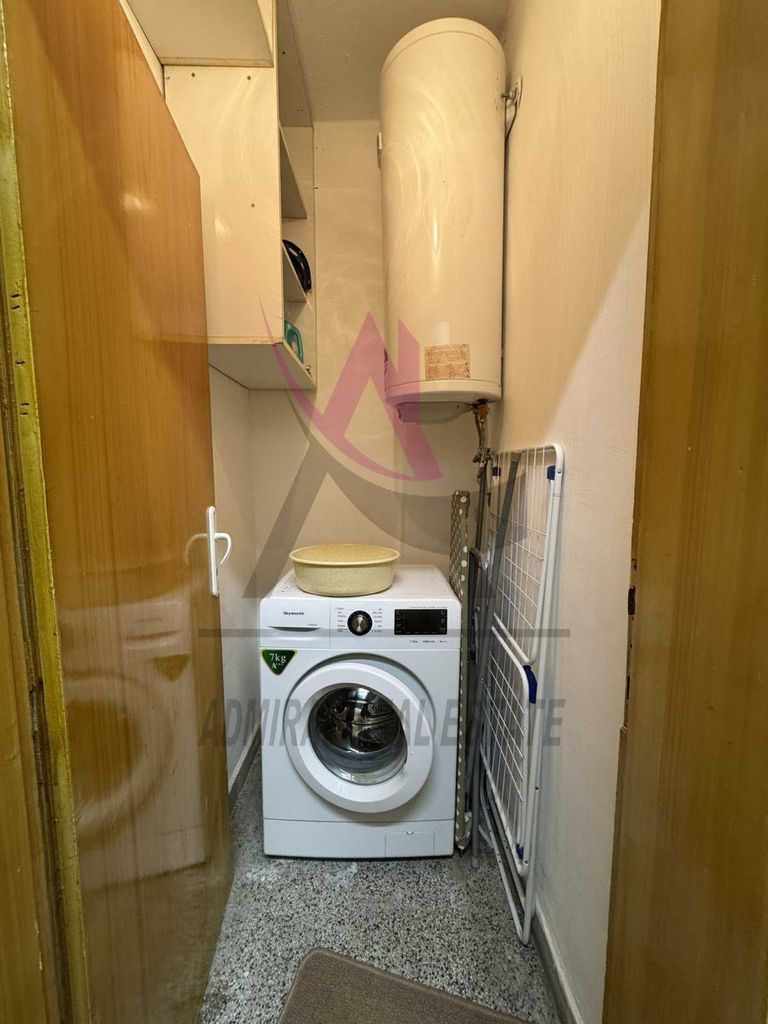 Дава се под наем Двустаен апартамент в Варна, Общината - 57 кв.м за 350 € - Снимка #3