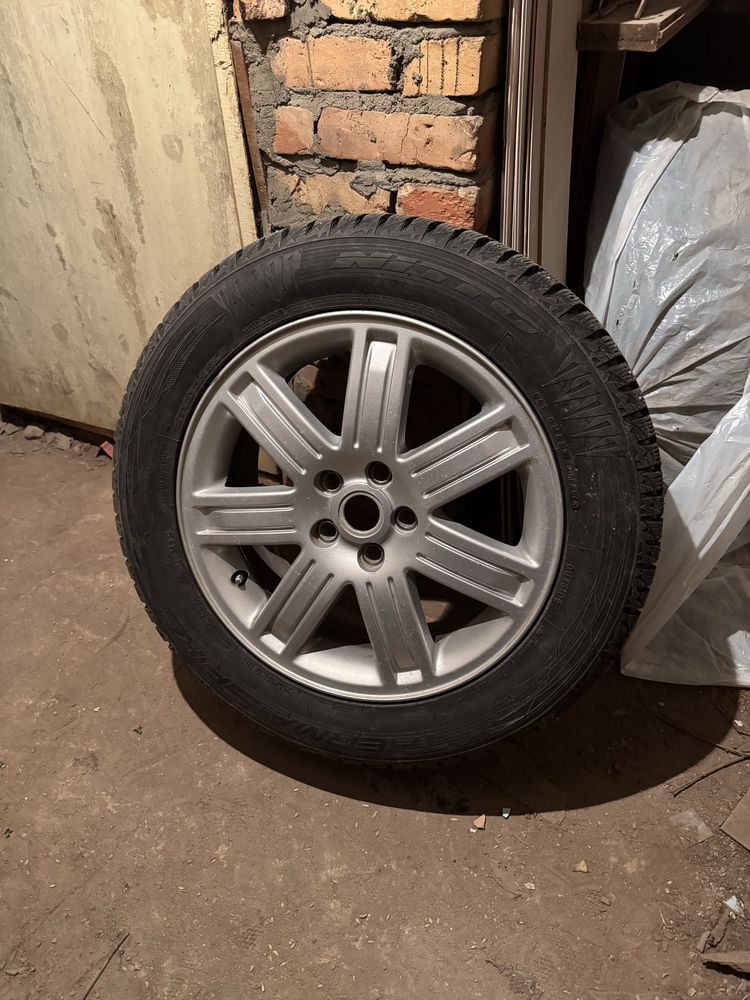 Диски с зимней резиной Land Rover Range Rover R19