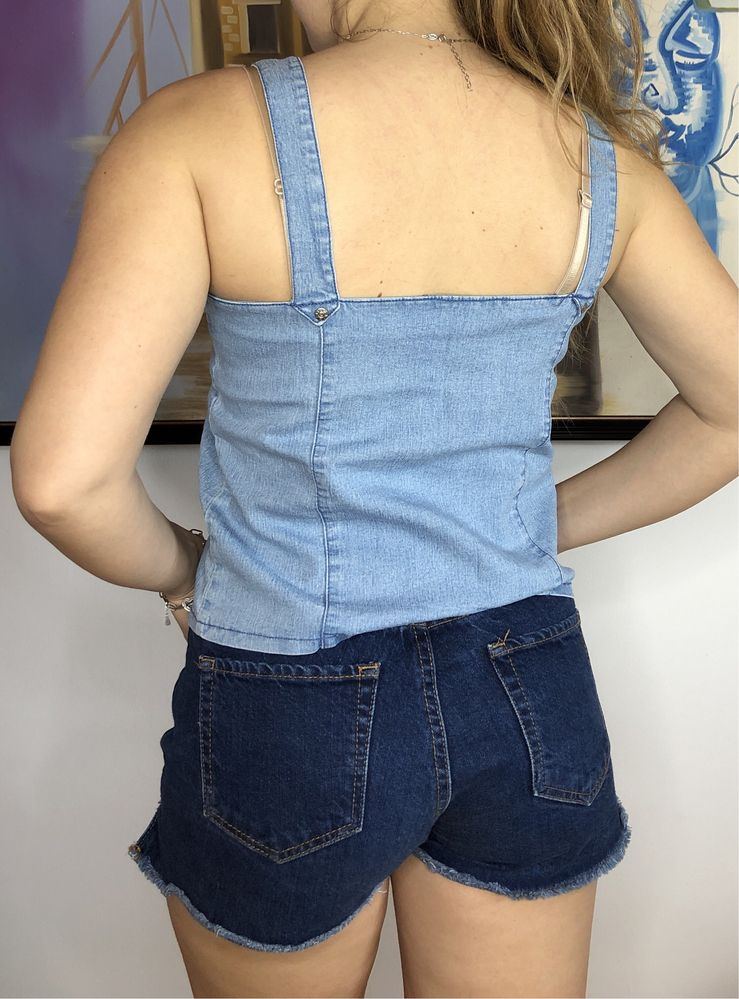 Top din denim cu croiala de corset