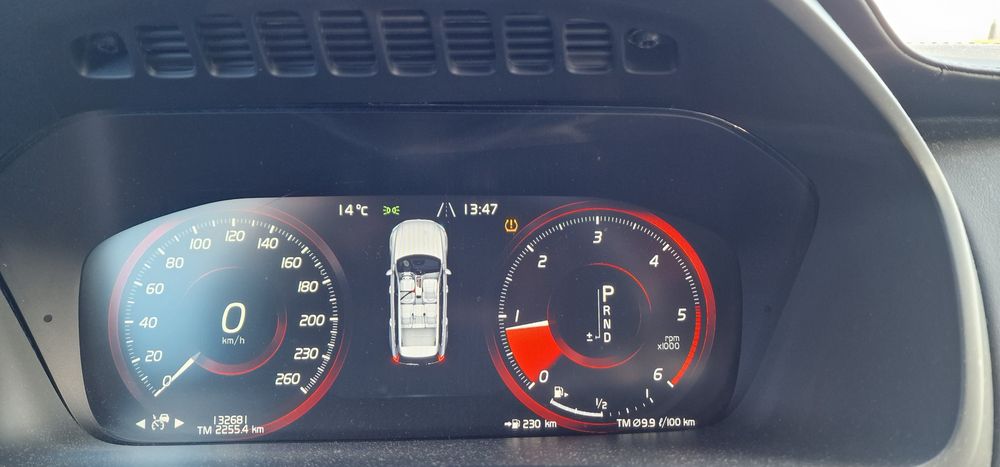 Vand Volvo XC90, R-Design,250 cp, 134000 km