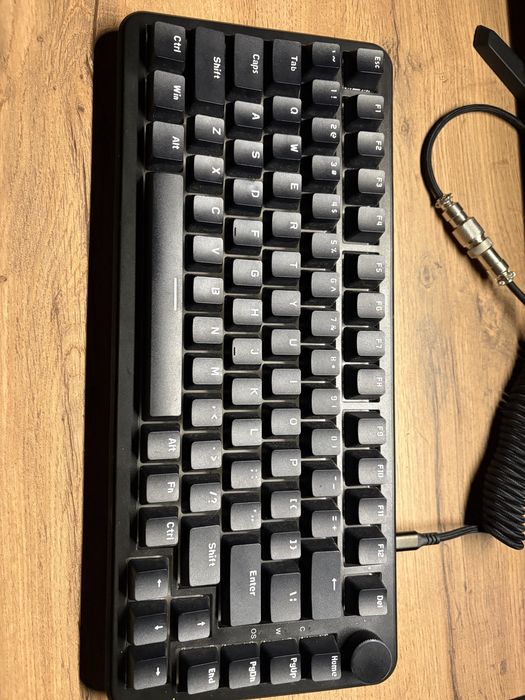 Продам клавиатуру Ajazz