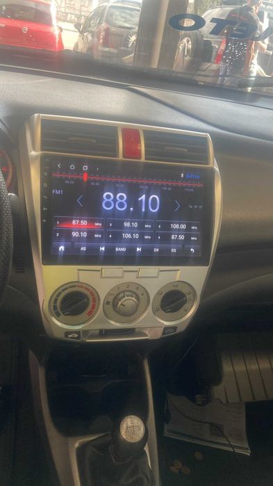 Navigatie Honda City 2008 - 2013 2GB 4GB 8GB Garantie Camera