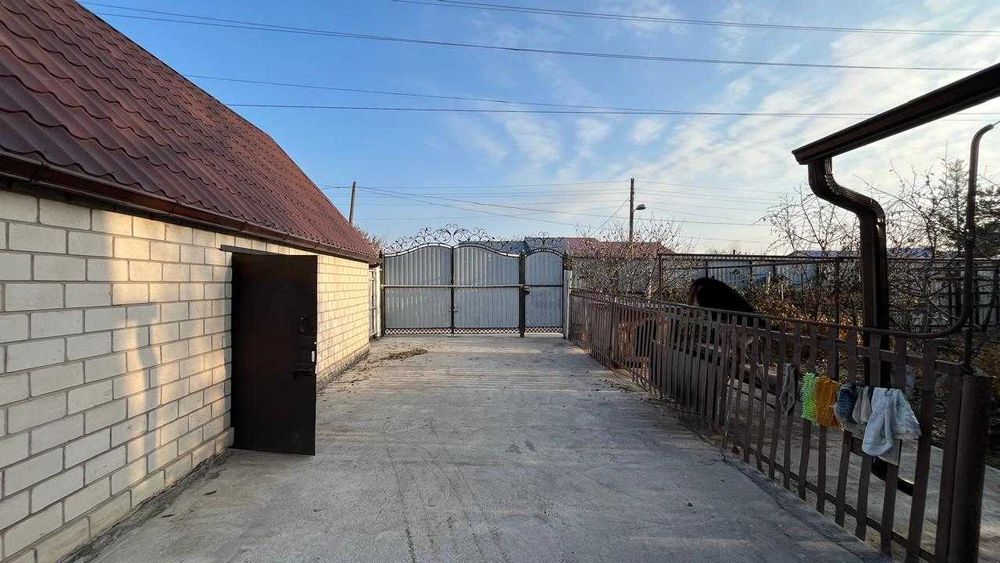 Продается 5-ти комнатный дом в Топаре ул.Поповича