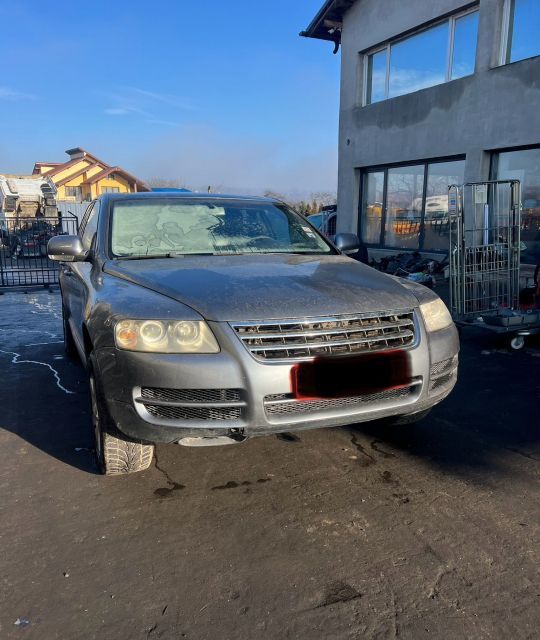 Dezmembrez Volkswagen VW Touareg generatia 1 7L [2002 - 2007] Crossov