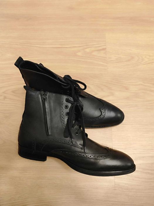 Мъжки боти от естествена кожа, цвят черен с номер 44 (като нови)
