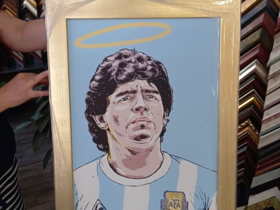 Продавам картина "Диего Марадона"