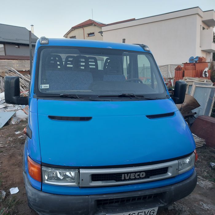 Iveco daily 35c13 basculabilă pe 3 parti doka 7 locuri motor 2,8