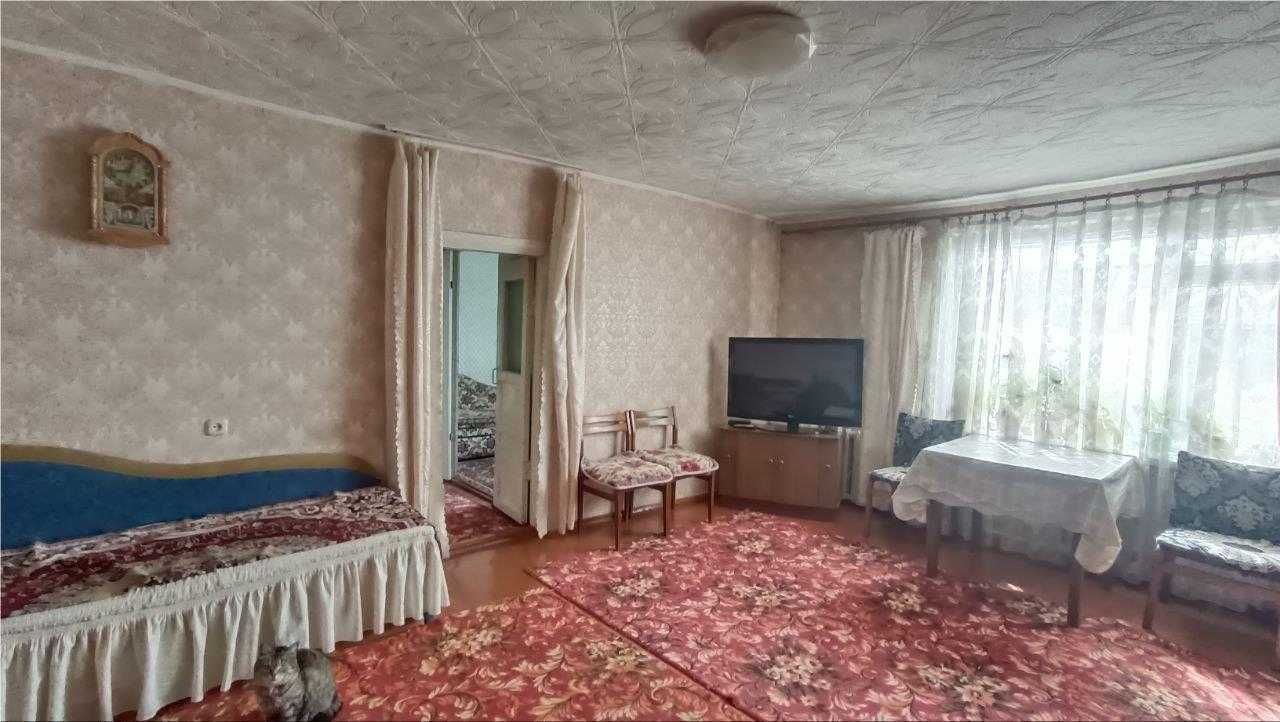= 3-комнатный дом в Сортировке, центр,  9 соток, баня, гараж