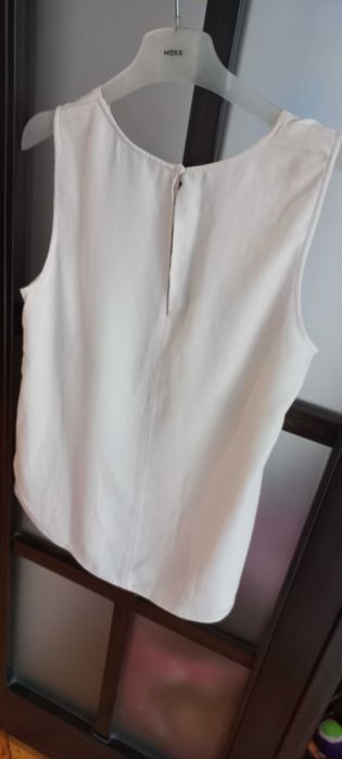 H&M ефирна дамска блуза без ръкави