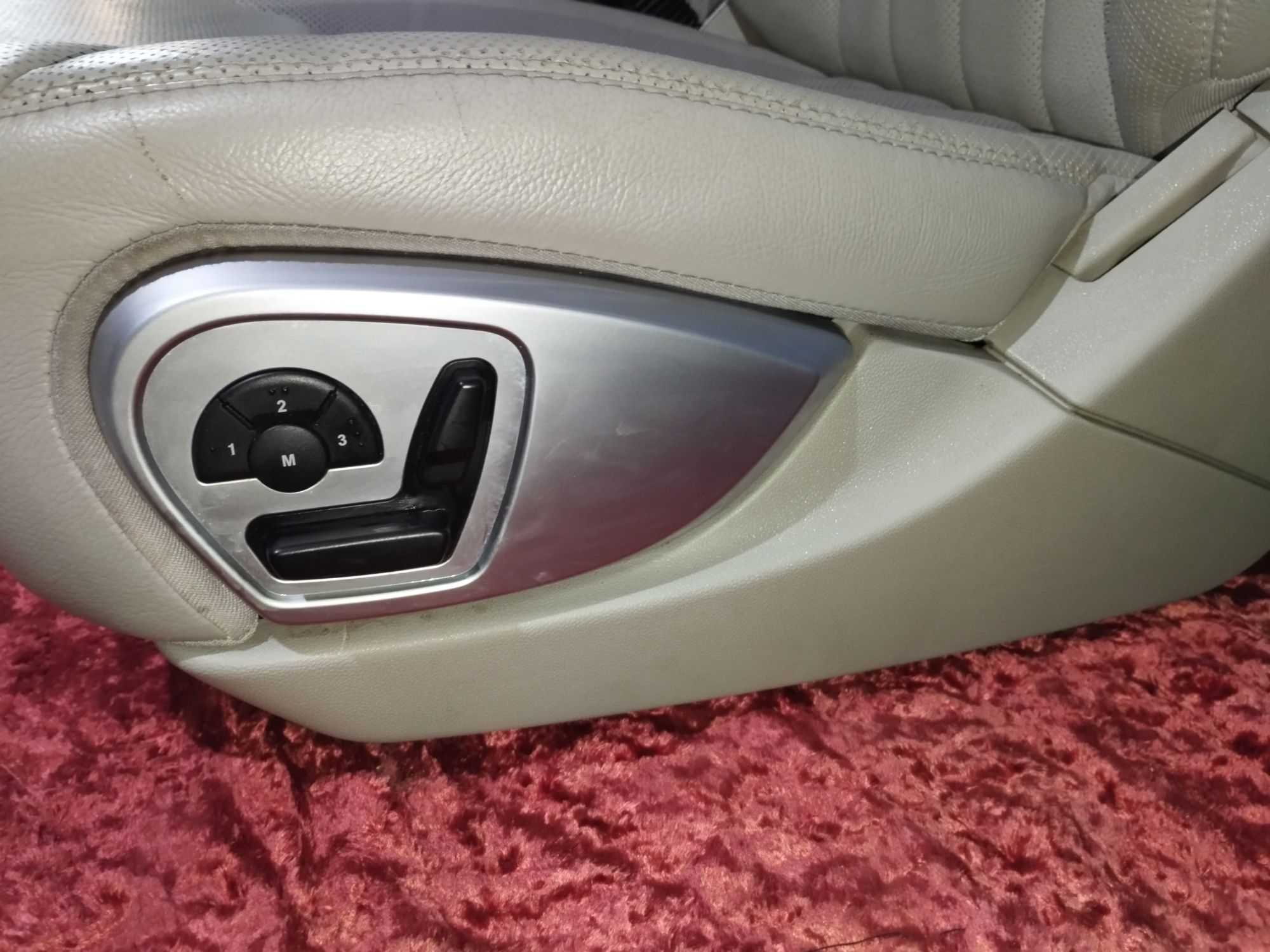 Салон за Mercedes ML W164