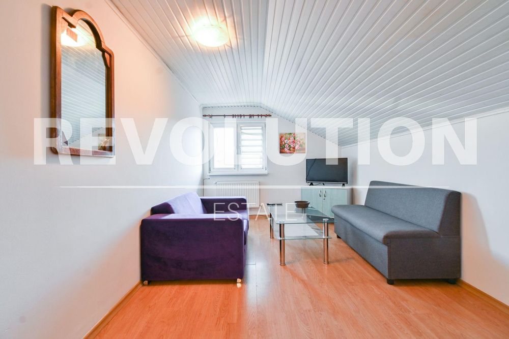 Дава се под наем Етаж от къща в Банкя - 55 кв.м за 357 € - Снимка #1