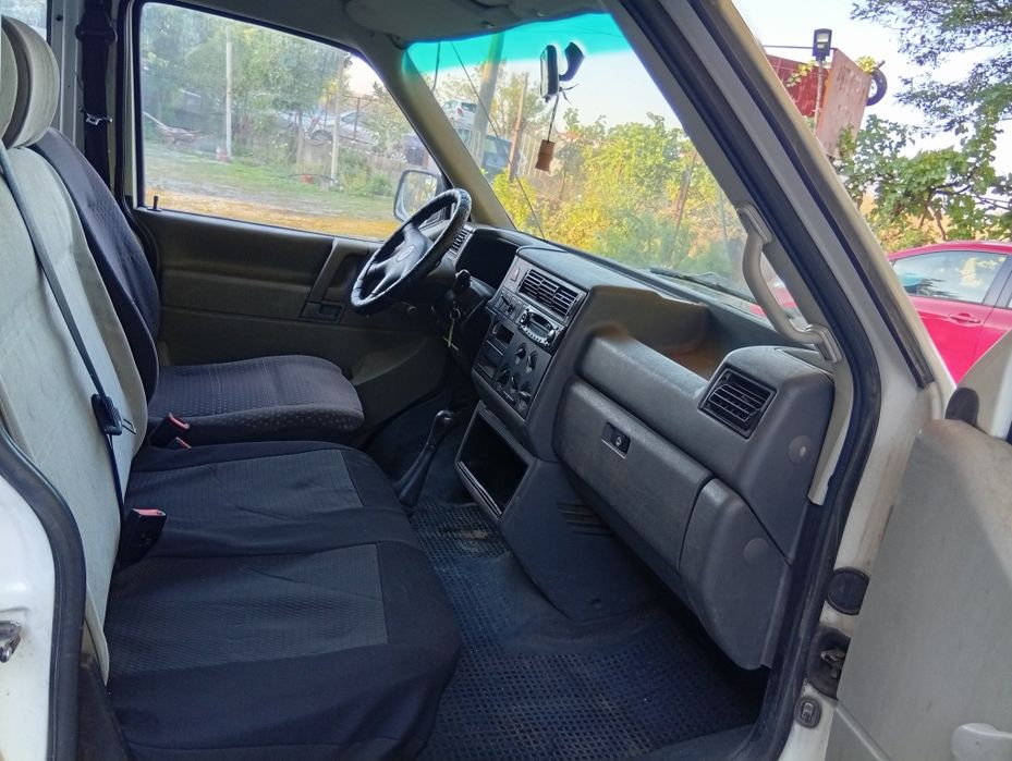 Микробус Фолцваген Транспортер