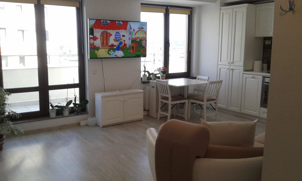 Proprietar, apartament 3 camere, cu loc de parcare, Palas, Lazar Rezid