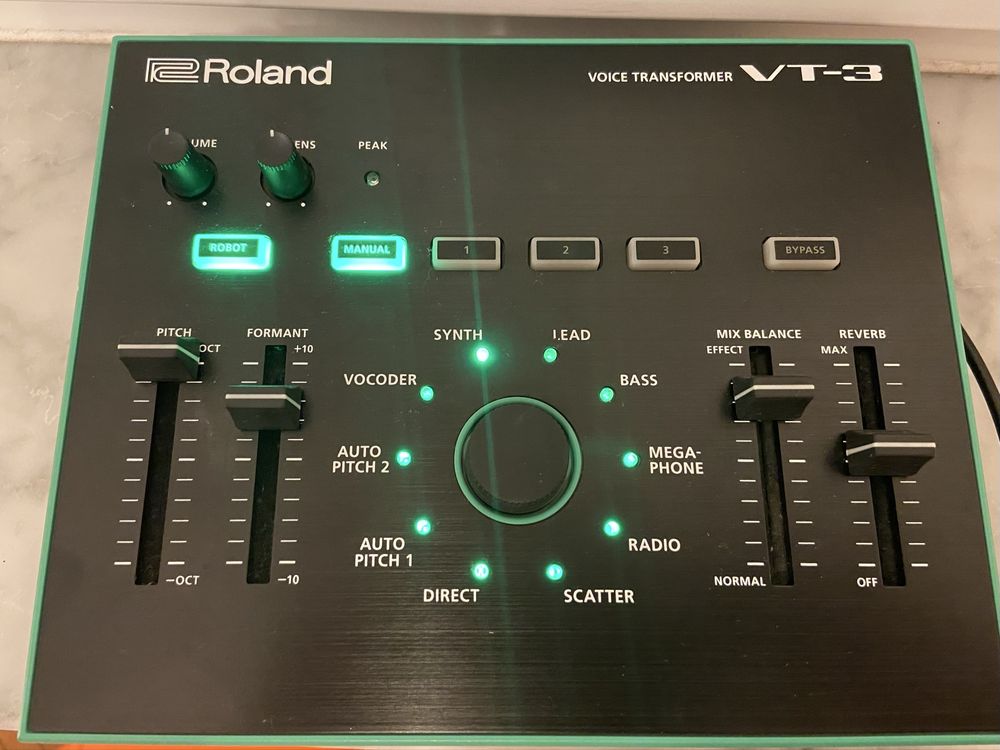 Procesor voce Roland VT 3
